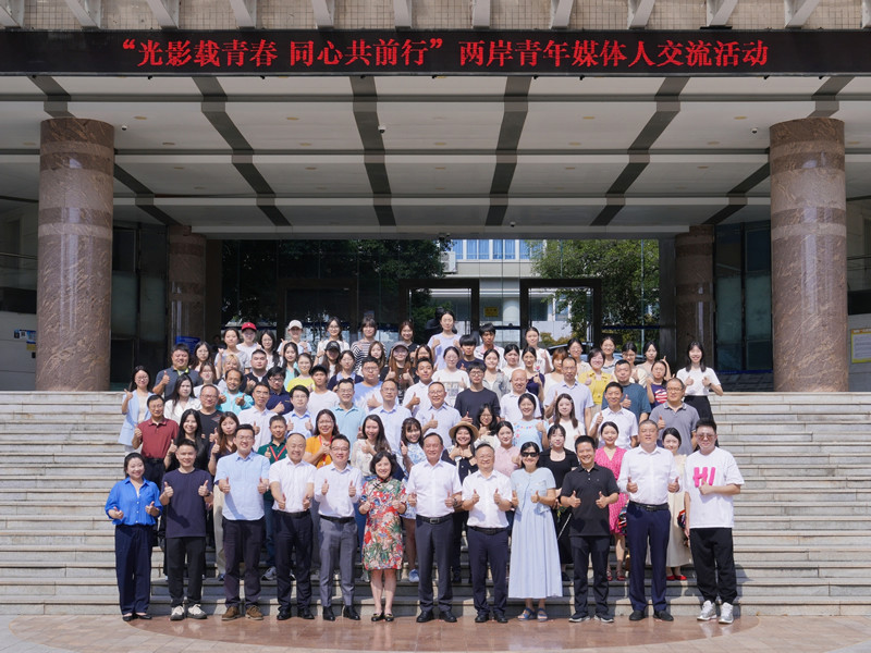 1.活动合影
