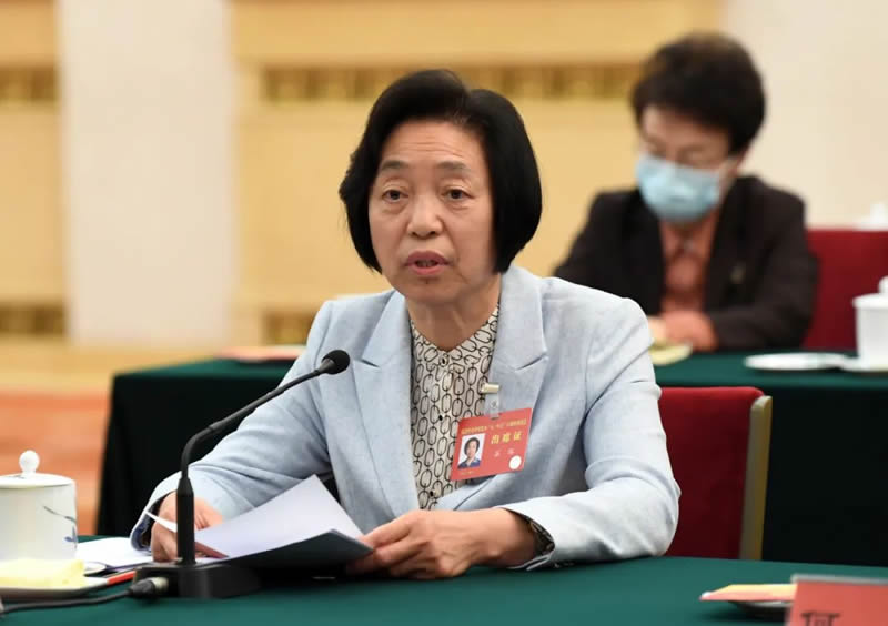 苏辉讲话.jpg