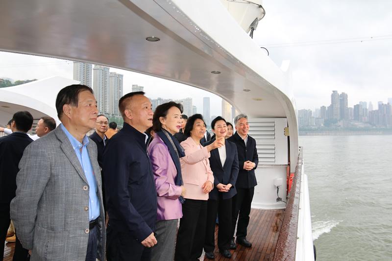 2.20240419领导巡河的照片（摄影人  王晨曦  马驰  P图）