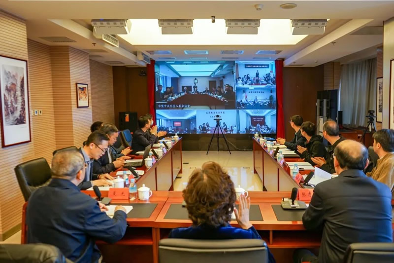 2-20230414长江生态环境保护民主监督专项课题开题会暨评审会北京会场2.jpg