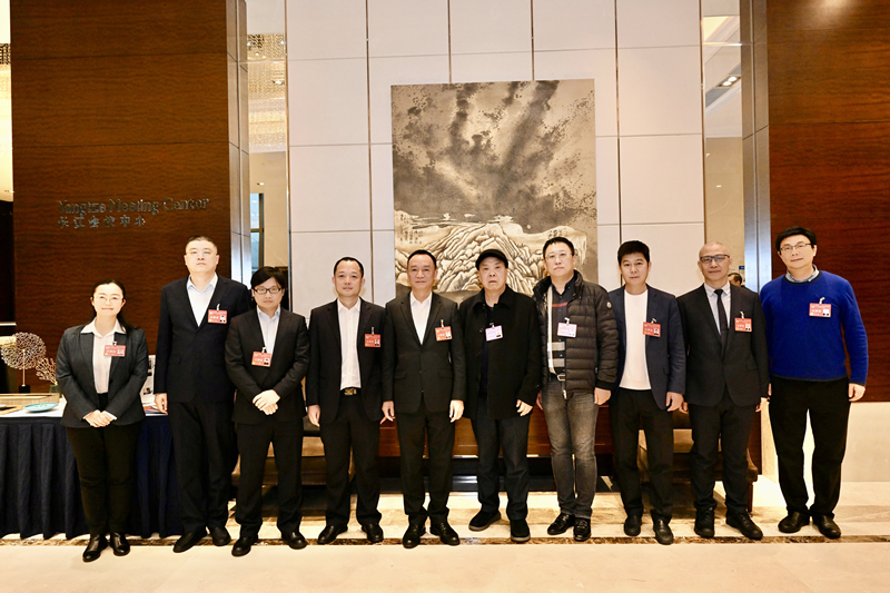 5-参加台盟党派活动的委员和列席同志合影.jpg